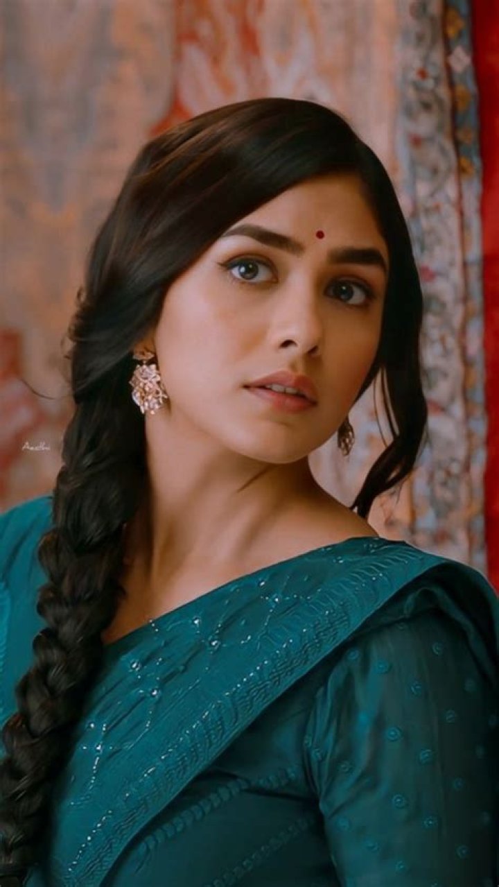 Mrunal Thakur's pet Billo Boy